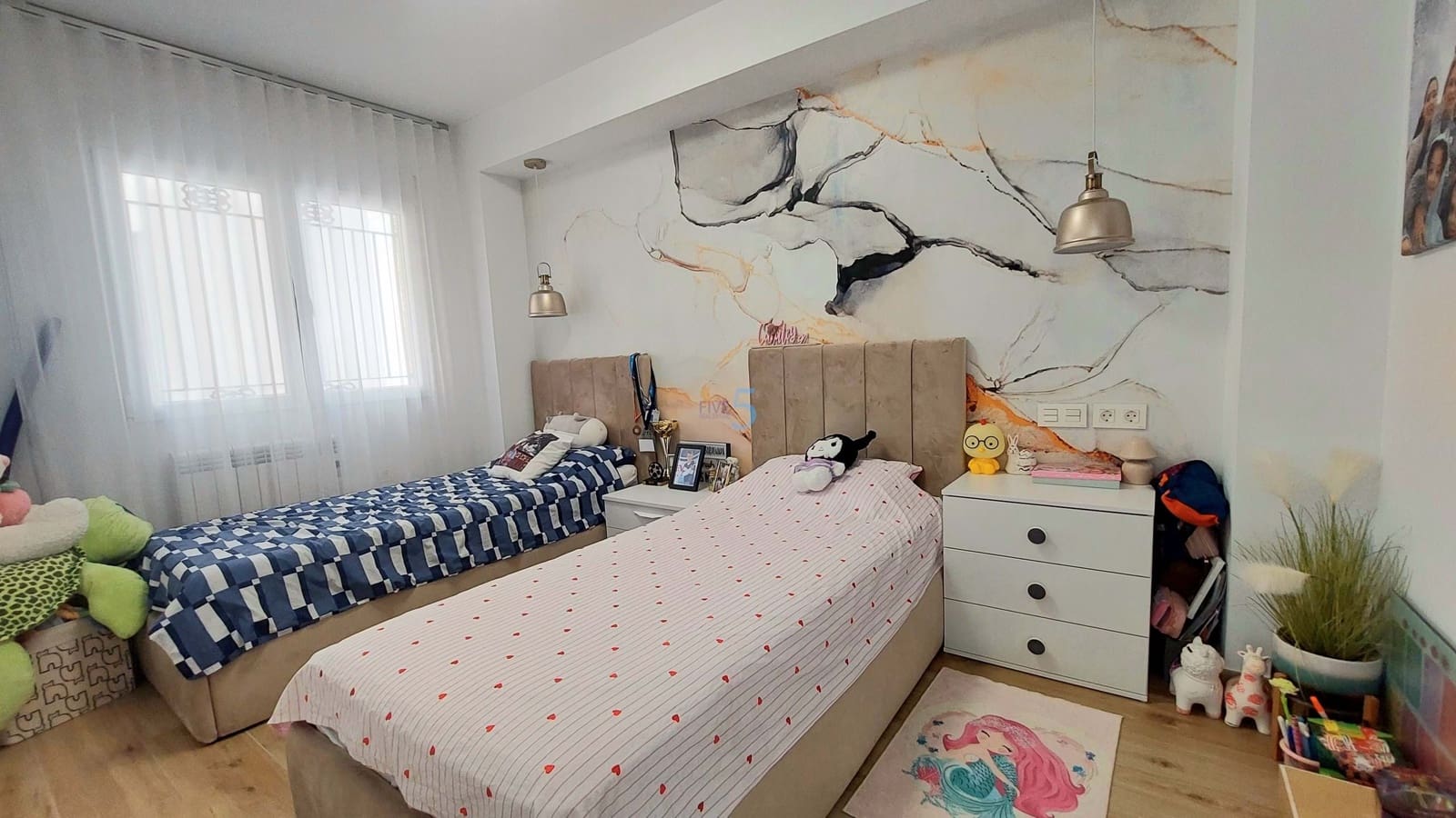 4 bedroom Villa for sale in Villamartin - € 460,000 (Ref: 9172063)