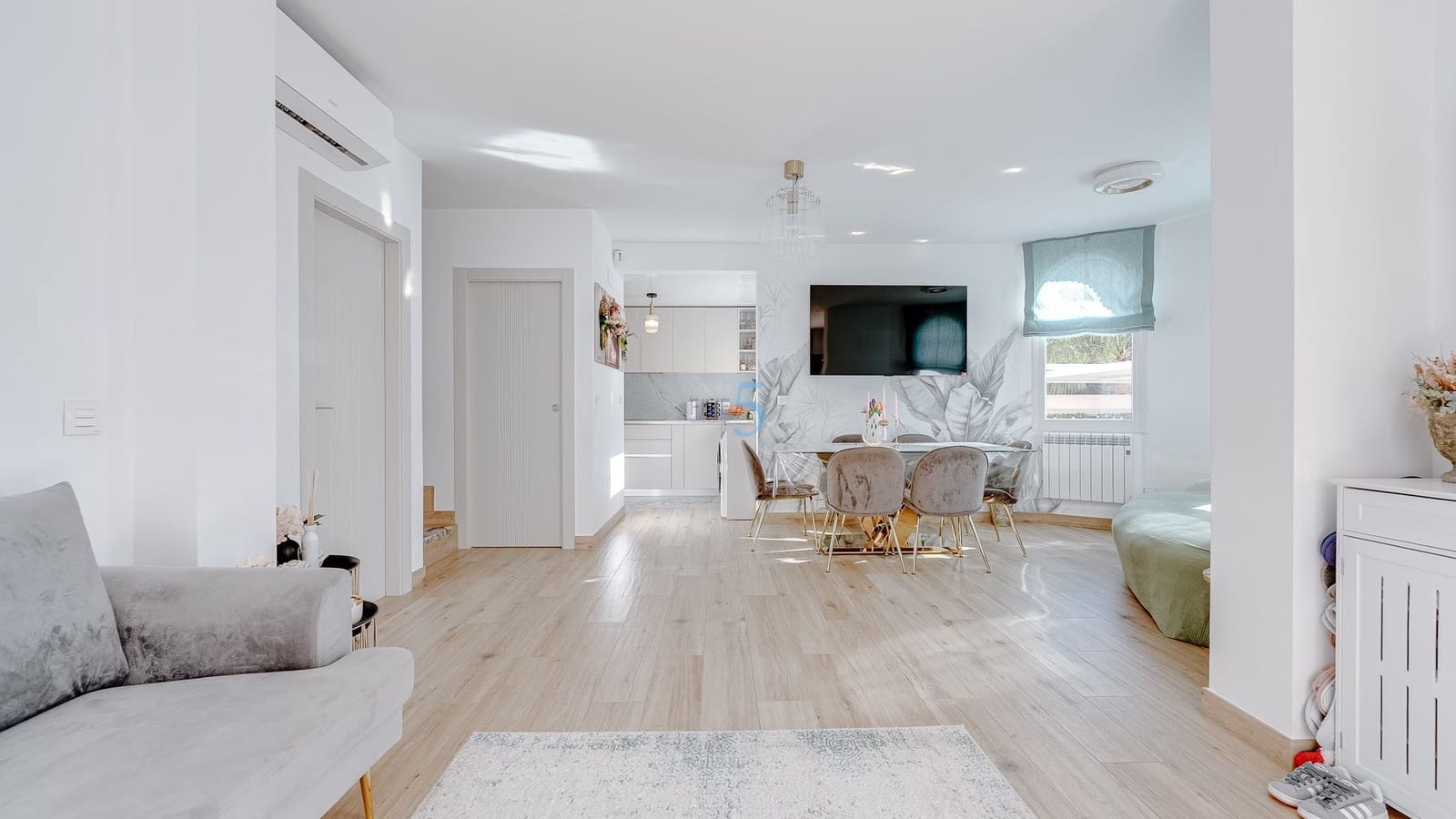 4 soverom Villa til salgs i Villamartin - € 430 000 (Ref: 9172063)