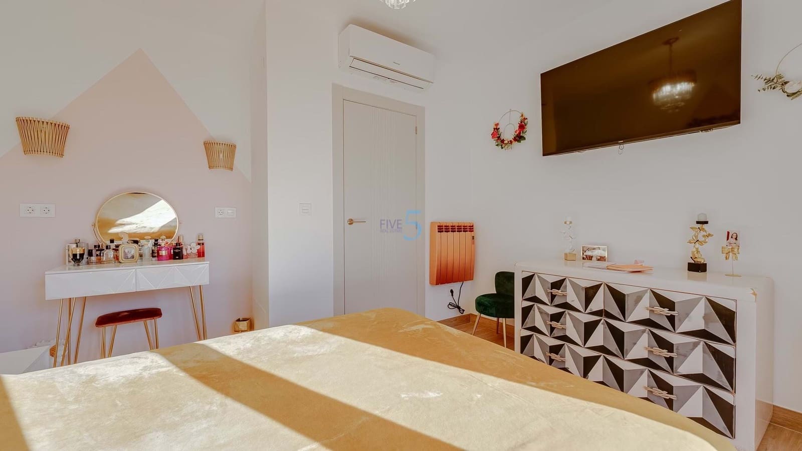 4 soverom Villa til salgs i Villamartin - € 430 000 (Ref: 9172063)