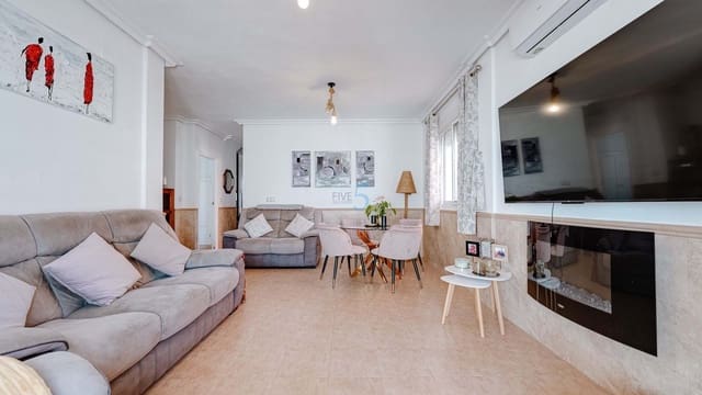 4 makuuhuone Huvila myytävänä paikassa Estrella de Mar, Cartagena mukana uima-altaan 
autotalli - 425 000 € (Ref: 9172349)