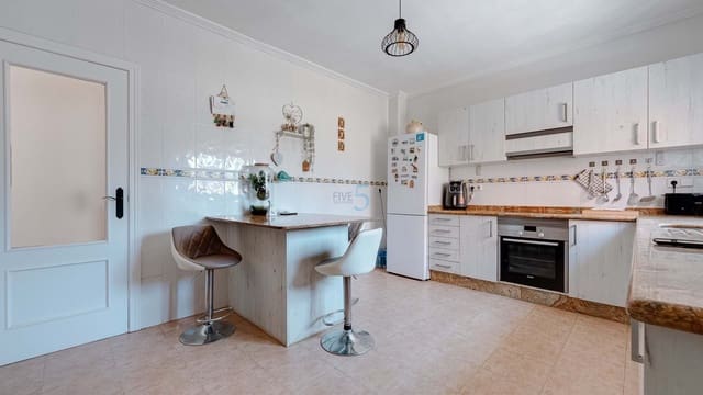 4 makuuhuone Huvila myytävänä paikassa Estrella de Mar, Cartagena mukana uima-altaan 
autotalli - 425 000 € (Ref: 9172349)