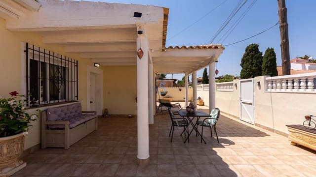 4 makuuhuone Huvila myytävänä paikassa Estrella de Mar, Cartagena mukana uima-altaan 
autotalli - 425 000 € (Ref: 9172349)