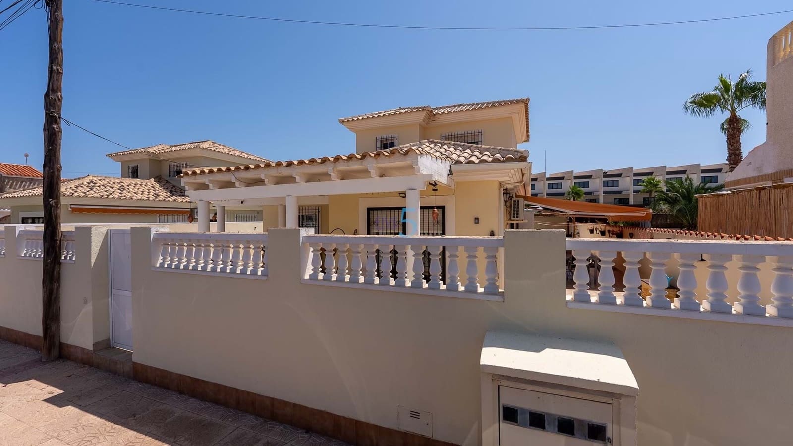 4 chambre Villa/Maison à vendre à Estrella de Mar avec piscine garage - 425 000 € (Ref: 9172349)