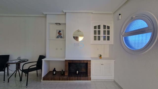 2 soverom Villa til salgs i Torrevieja med svømmebasseng - € 167 500 (Ref: 9172423)