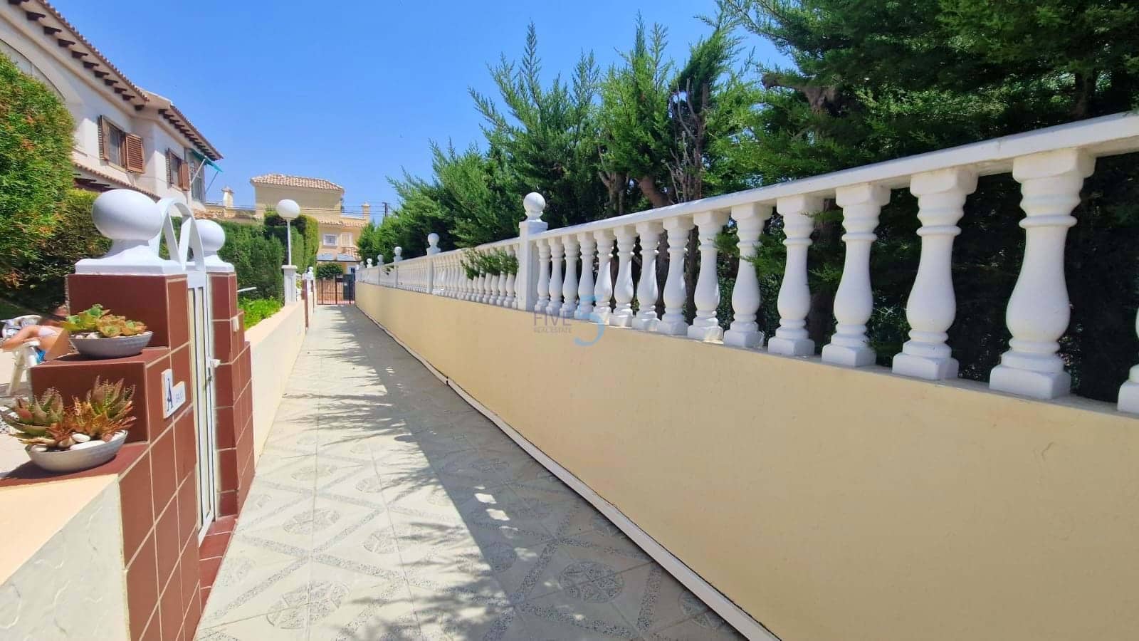 2 soverom Villa til salgs i Torrevieja med svømmebasseng - € 167 500 (Ref: 9172423)