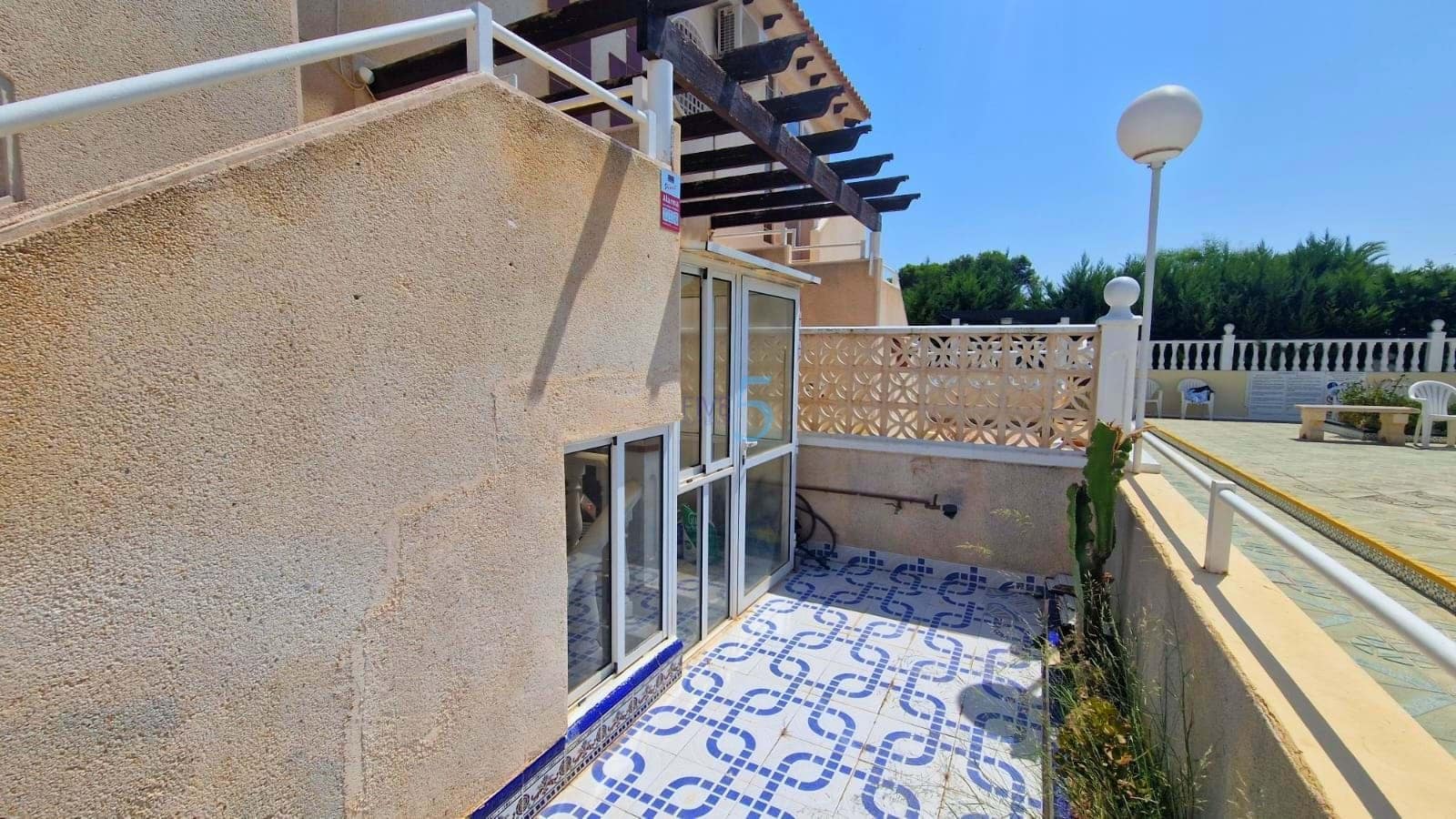 2 soverom Villa til salgs i Torrevieja med svømmebasseng - € 167 500 (Ref: 9172423)