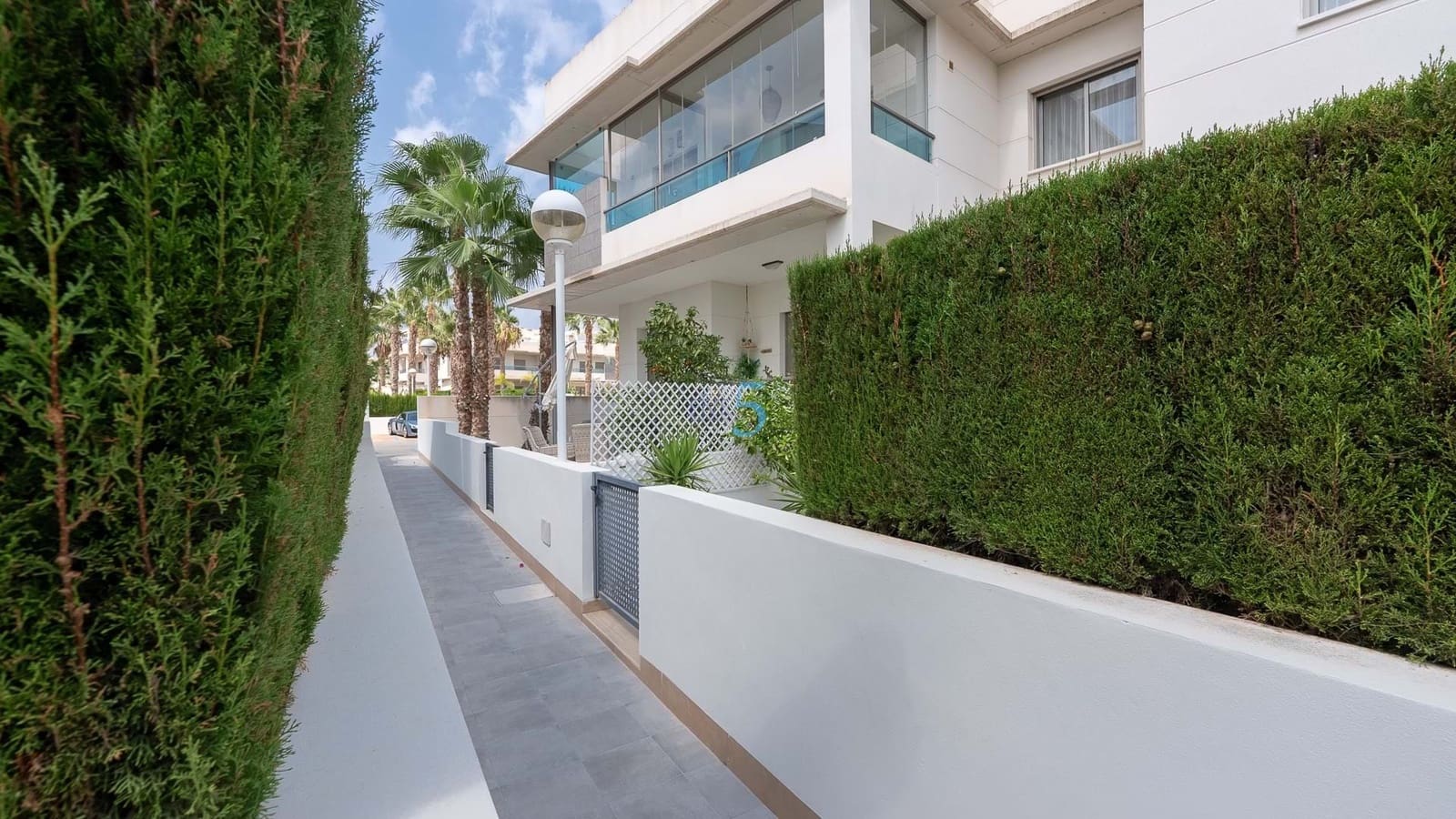 3 quarto Apartamento para venda em Ciudad Quesada com piscina garagem - 325 000 € (Ref: 9177452)