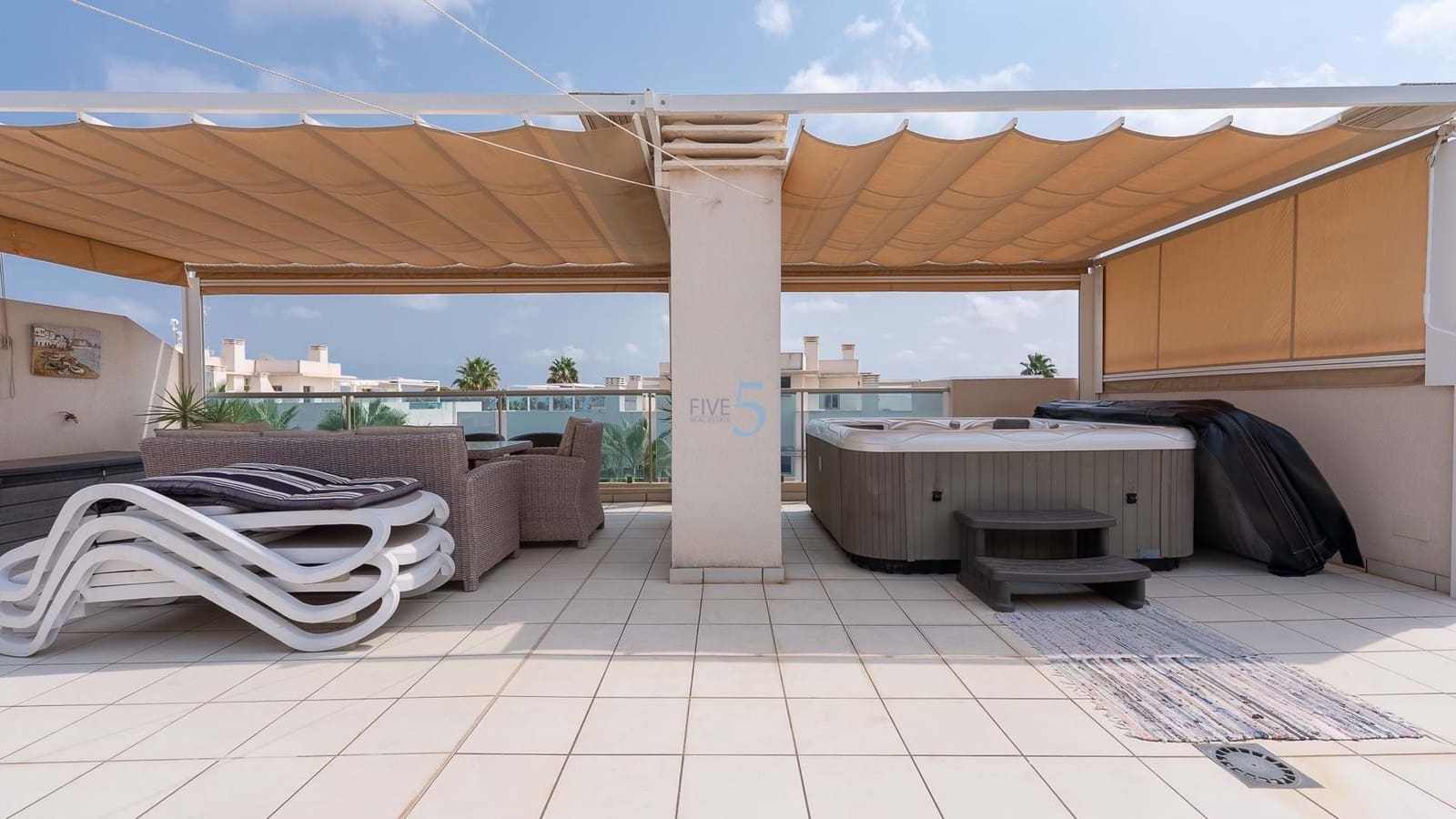 3 quarto Apartamento para venda em Ciudad Quesada com piscina garagem - 325 000 € (Ref: 9177452)