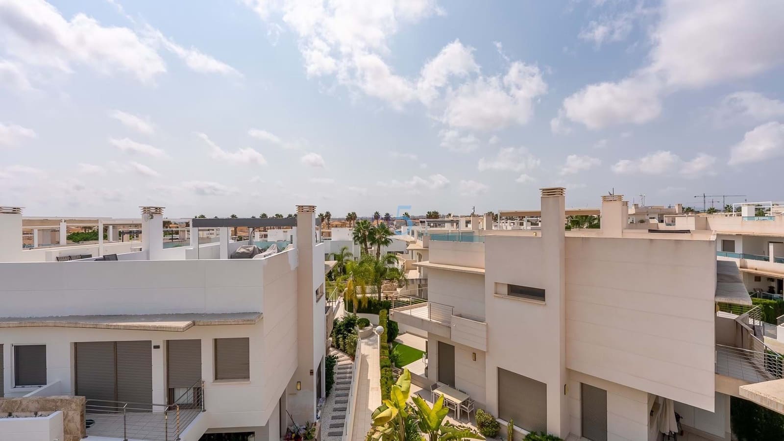 3 quarto Apartamento para venda em Ciudad Quesada com piscina garagem - 325 000 € (Ref: 9177452)