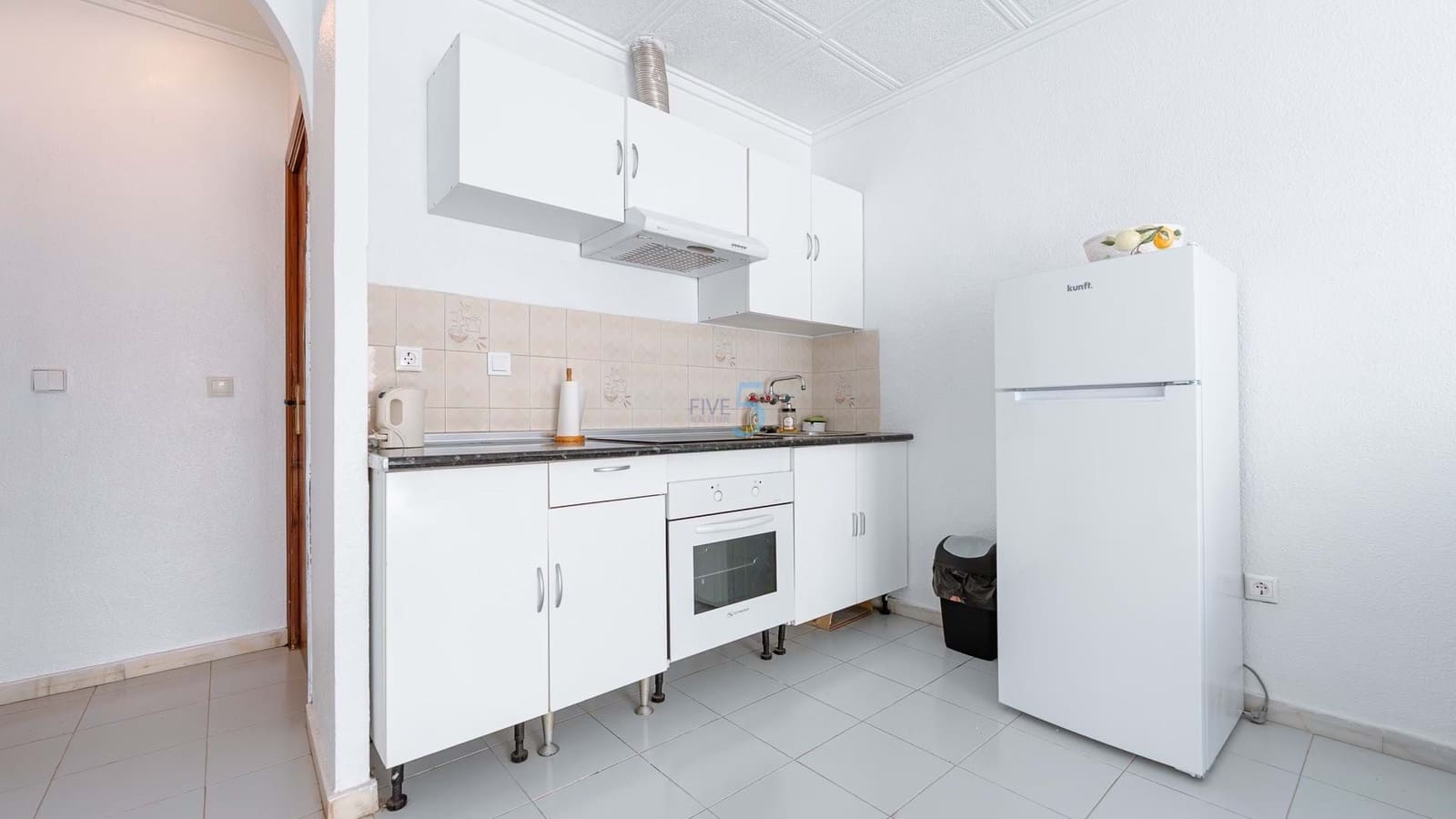 1 chambre Bungalow à vendre à Torrevieja - 89 900 € (Ref: 9177619)