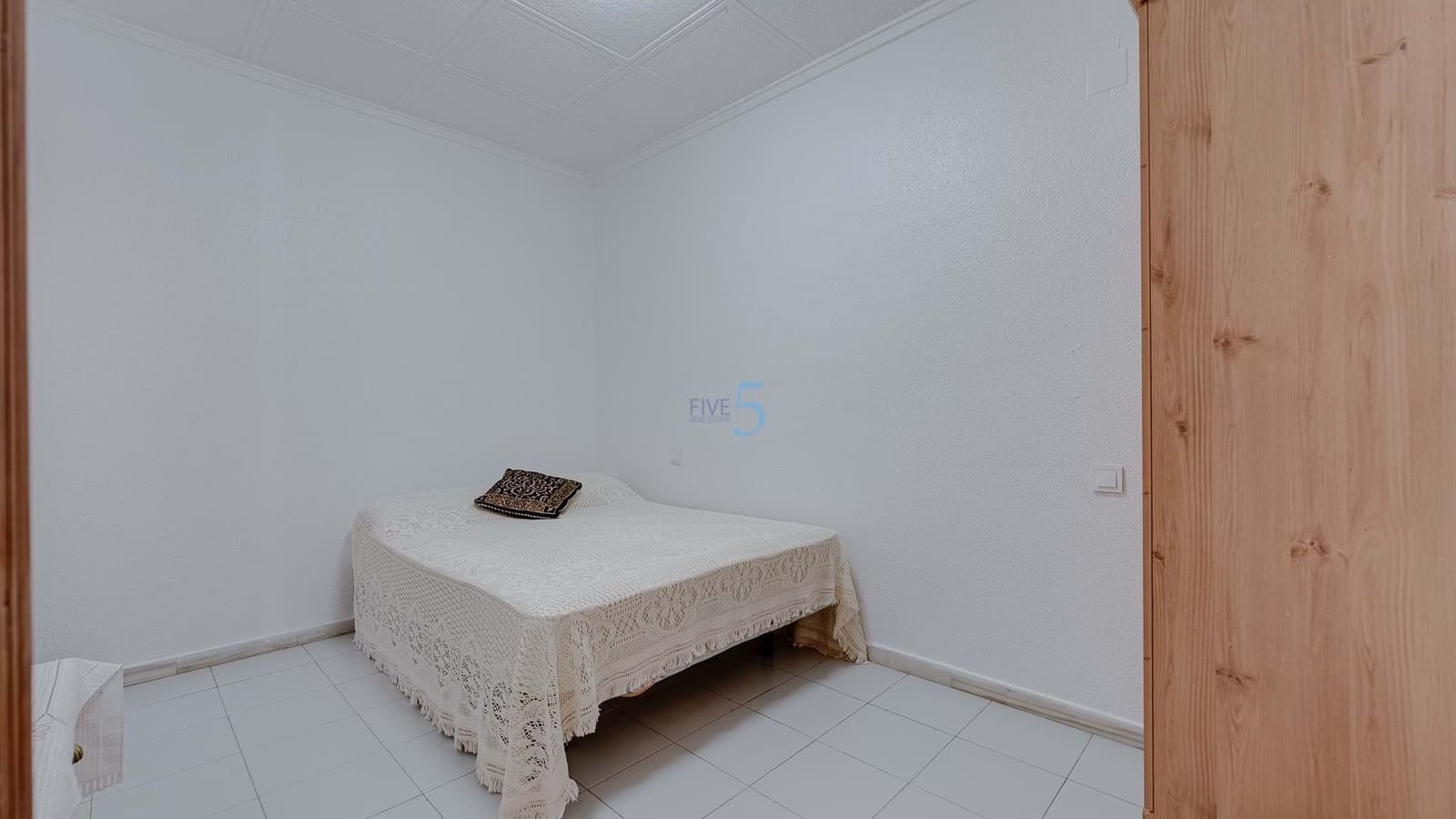 1 chambre Bungalow à vendre à Torrevieja - 89 900 € (Ref: 9177619)