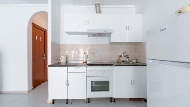 1 chambre Bungalow à vendre à Torrevieja - 89 900 € (Ref: 9177619)