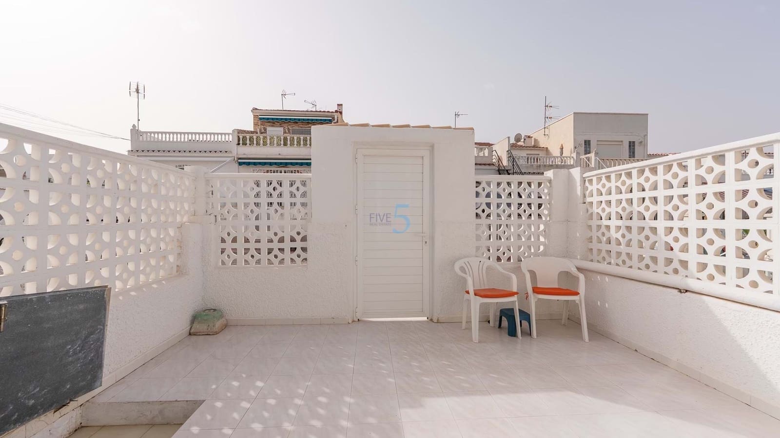 1 chambre Bungalow à vendre à Torrevieja - 89 900 € (Ref: 9177619)