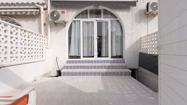 1 chambre Bungalow à vendre à Torrevieja - 89 900 € (Ref: 9177619)