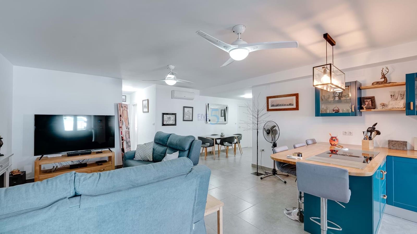 4 soveværelse Villa til salg i Estrella de Mar med swimmingpool - € 320.000 (Ref: 9180620)