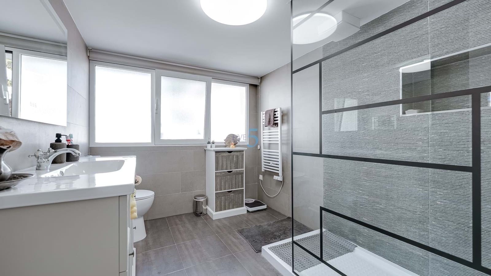 4 soveværelse Villa til salg i Estrella de Mar med swimmingpool - € 320.000 (Ref: 9180620)