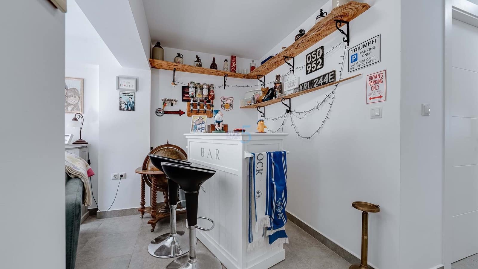 4 soveværelse Villa til salg i Estrella de Mar med swimmingpool - € 320.000 (Ref: 9180620)