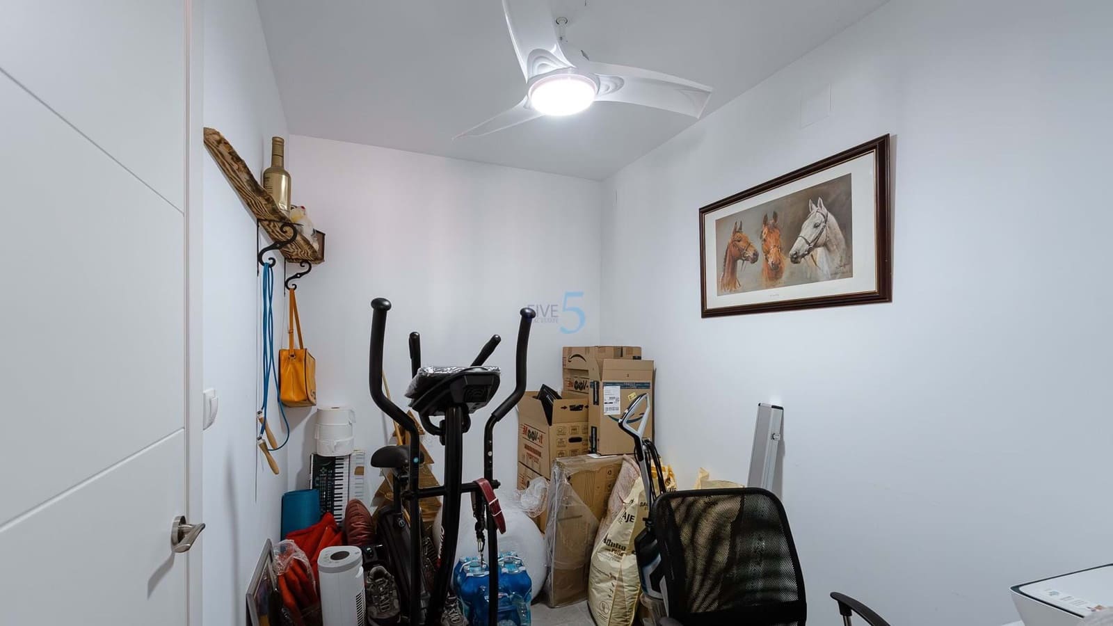 4 soveværelse Villa til salg i Estrella de Mar med swimmingpool - € 320.000 (Ref: 9180620)