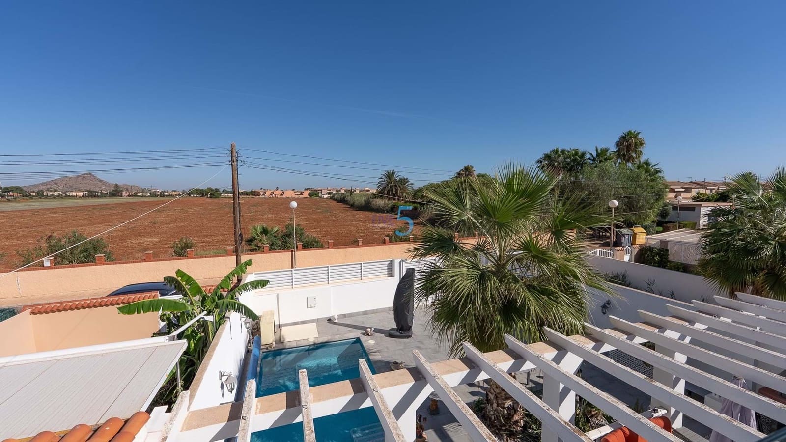4 soveværelse Villa til salg i Estrella de Mar med swimmingpool - € 320.000 (Ref: 9180620)