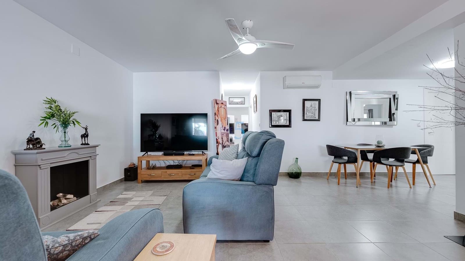 4 soveværelse Villa til salg i Estrella de Mar med swimmingpool - € 320.000 (Ref: 9180620)