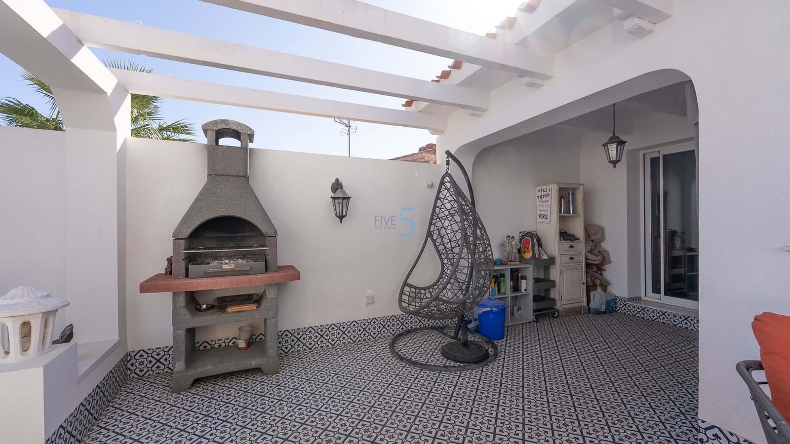 4 soveværelse Villa til salg i Estrella de Mar med swimmingpool - € 320.000 (Ref: 9180620)