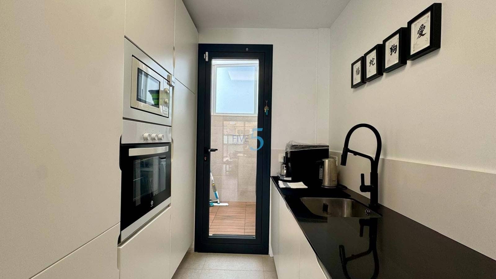 3 soveværelse Byhus til salg i Villamartin med swimmingpool garage - € 349.999 (Ref: 9181840)