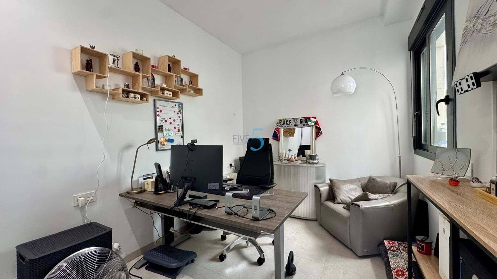 3 soveværelse Byhus til salg i Villamartin med swimmingpool garage - € 349.999 (Ref: 9181840)