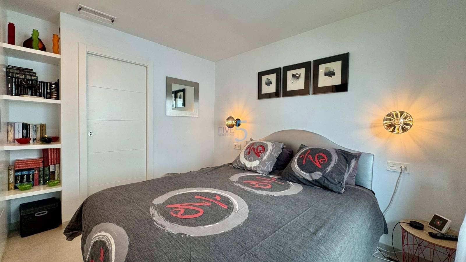 3 soveværelse Byhus til salg i Villamartin med swimmingpool garage - € 349.999 (Ref: 9181840)