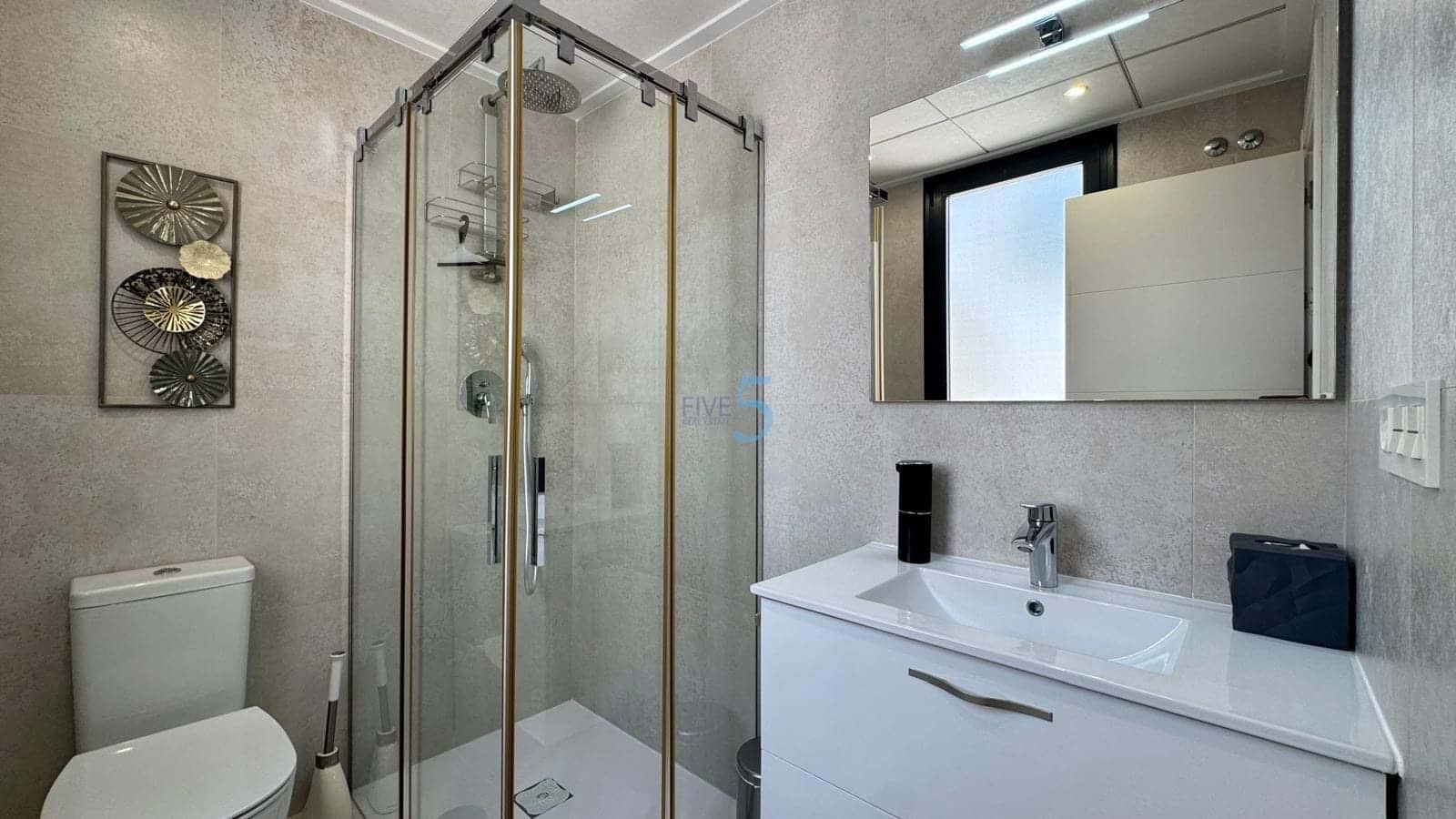 3 soveværelse Byhus til salg i Villamartin med swimmingpool garage - € 349.999 (Ref: 9181840)