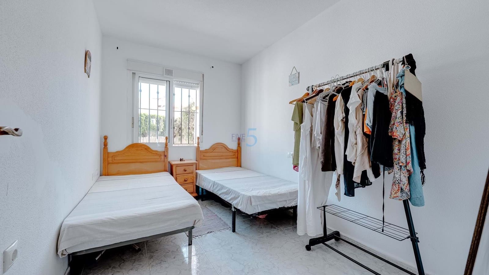 2 soverom Leilighet til salgs i La Zenia med svømmebasseng garasje - € 164 000 (Ref: 9183180)