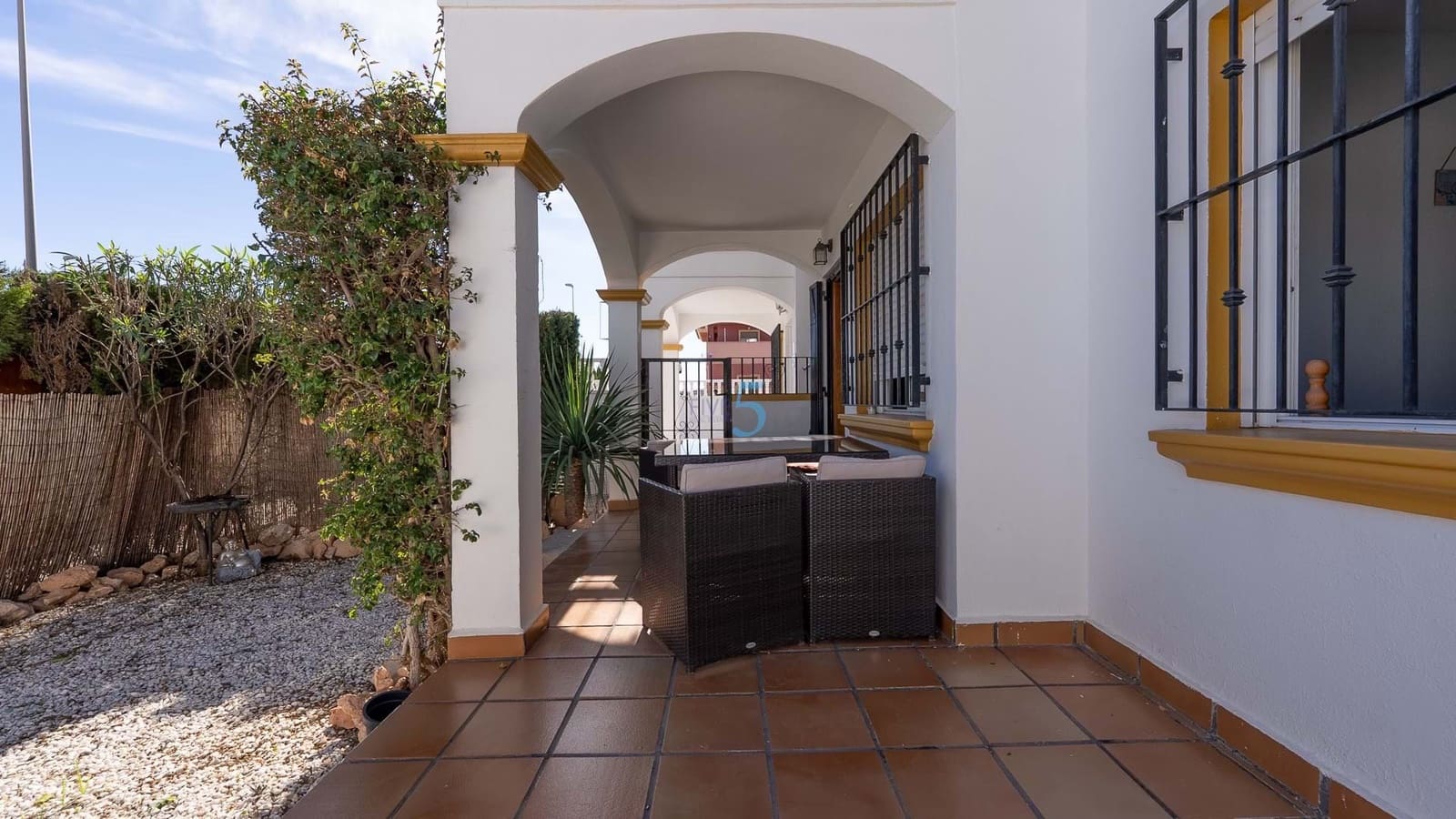 2 soverom Leilighet til salgs i La Zenia med svømmebasseng garasje - € 164 000 (Ref: 9183180)