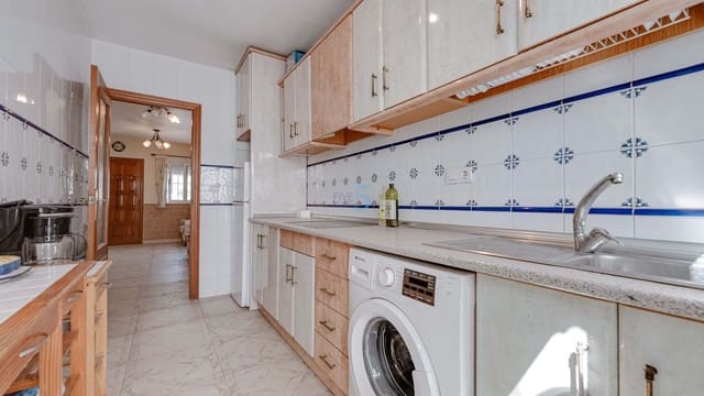 3 bedroom Townhouse for sale in Formentera del Segura - € 175,000 (Ref: 9186039)