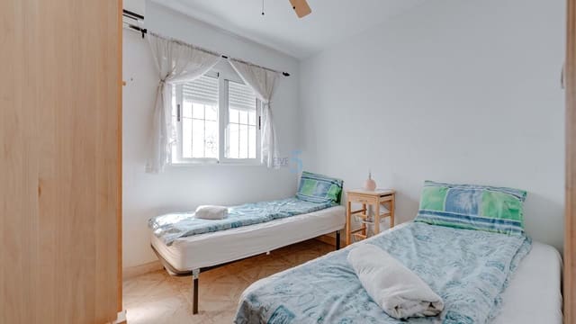 3 bedroom Townhouse for sale in Formentera del Segura - € 175,000 (Ref: 9186039)