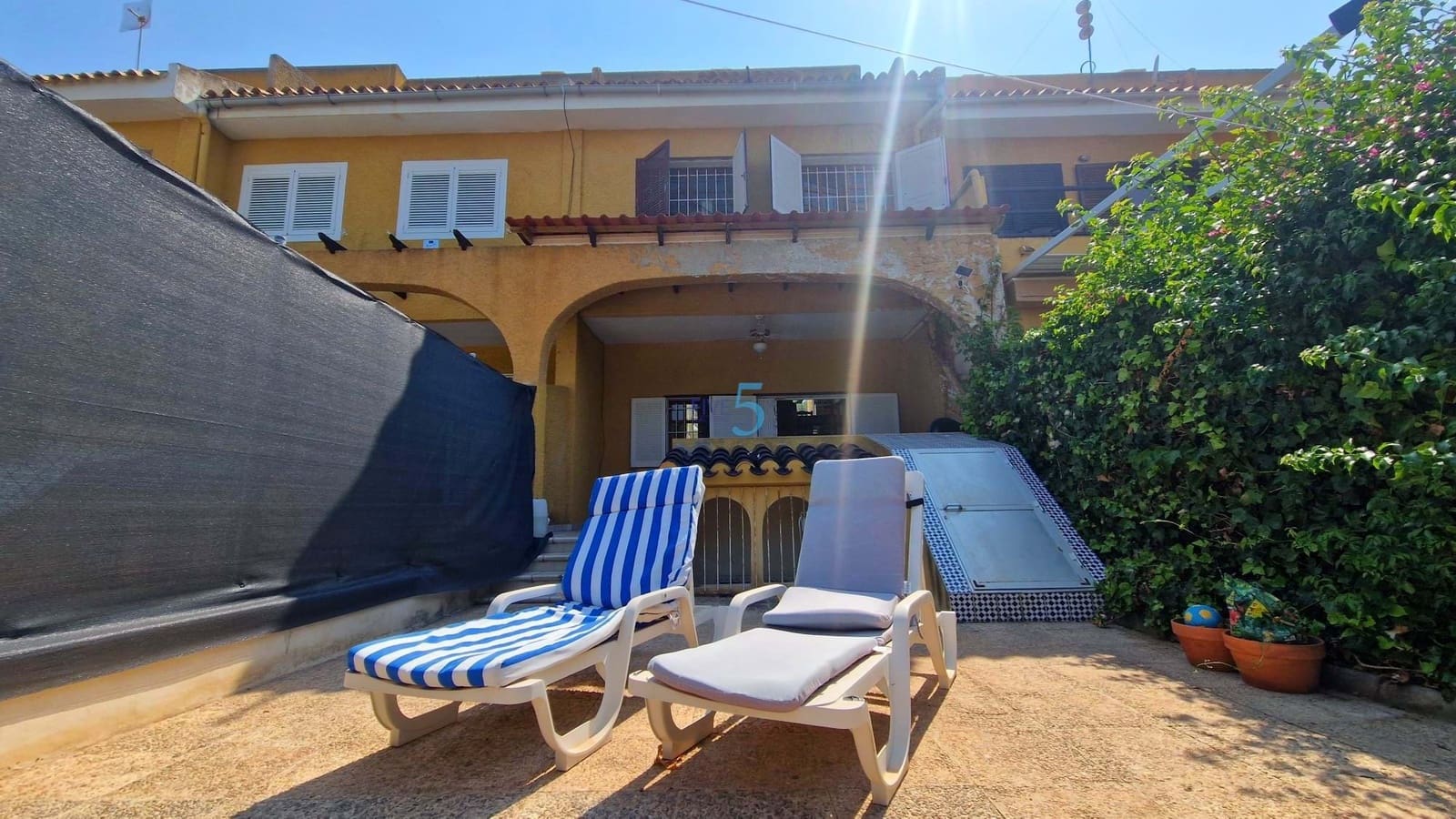Casa de 3 habitaciones en Cabo Roig en venta con piscina garaje - 299.000 € (Ref: 9187773)