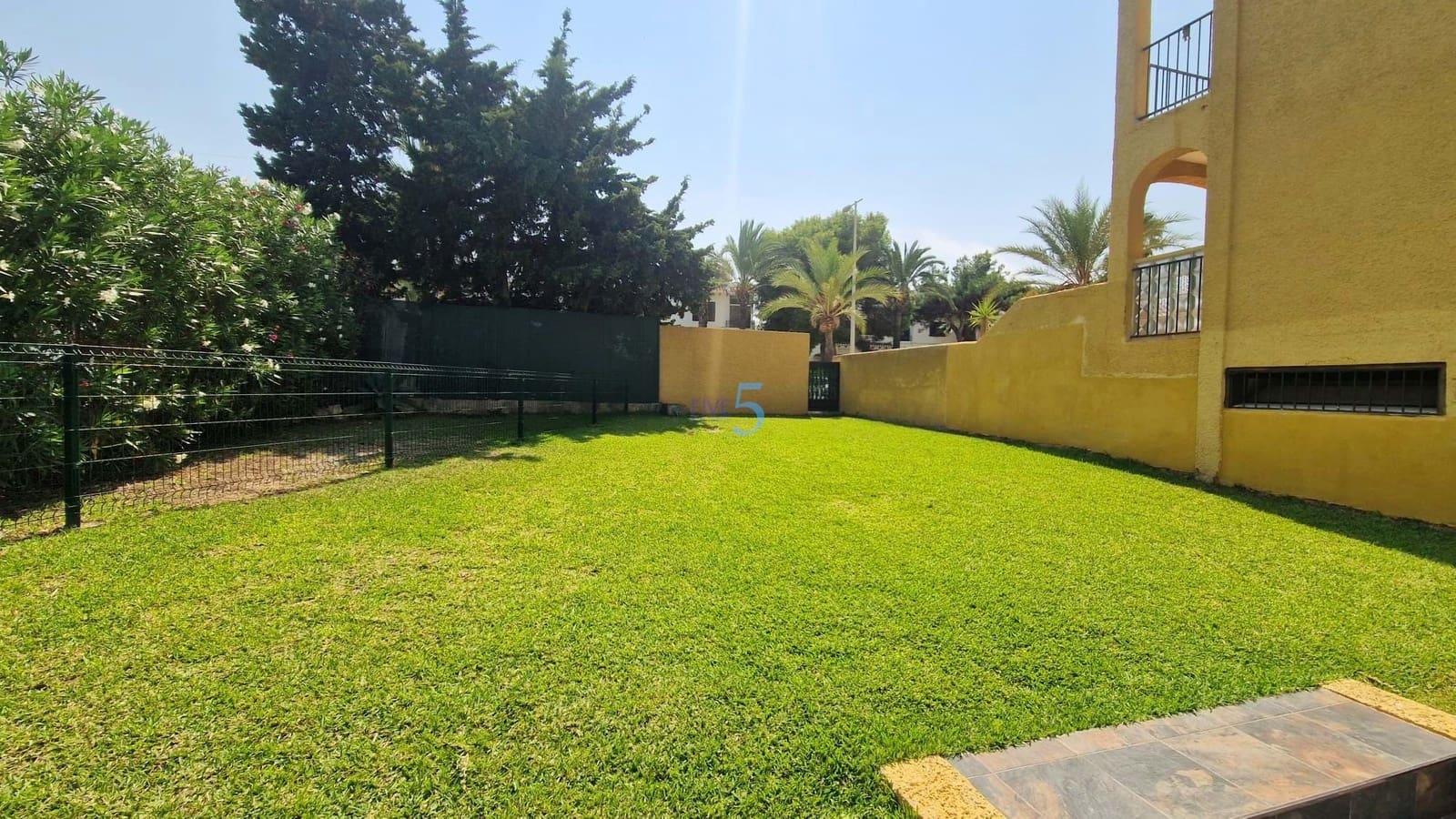 Casa de 3 habitaciones en Cabo Roig en venta con piscina garaje - 299.000 € (Ref: 9187773)