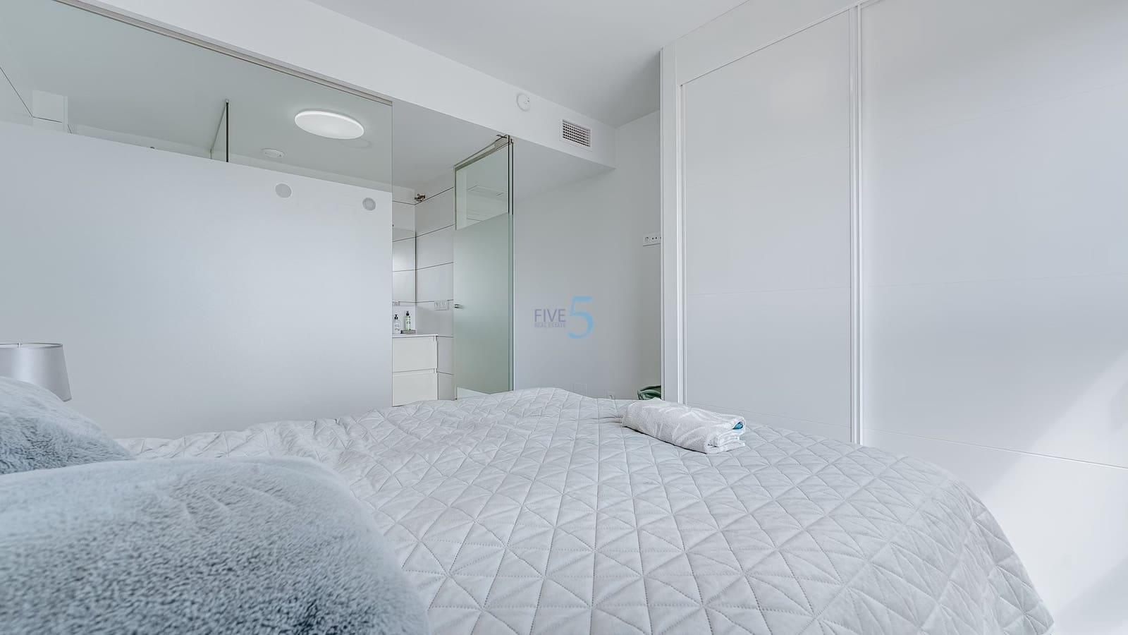 2 chambre Appartement à vendre à Villamartin avec piscine garage - 275 000 € (Ref: 9188847)