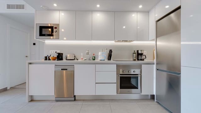 2 chambre Appartement à vendre à Villamartin, Orihuela avec piscine garage - 275 000 € (Ref: 9188847)