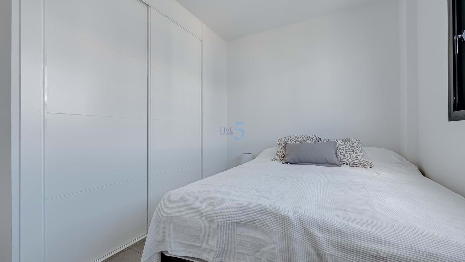 2 chambre Appartement à vendre à Villamartin avec piscine garage - 275 000 € (Ref: 9188847)