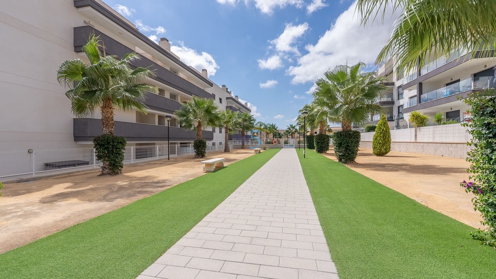 2 chambre Appartement à vendre à Villamartin avec piscine garage - 275 000 € (Ref: 9188847)