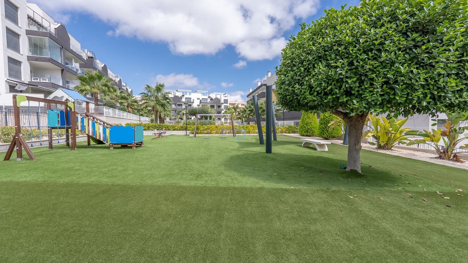 2 chambre Appartement à vendre à Villamartin avec piscine garage - 275 000 € (Ref: 9188847)