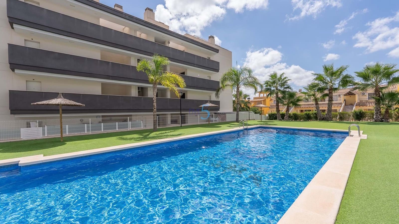 2 chambre Appartement à vendre à Villamartin avec piscine garage - 275 000 € (Ref: 9188847)