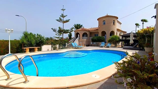 5 bedroom Villa for sale in Lomas de la Juliana, Almoradí with pool garage - € 685,000 (Ref: 9191789)