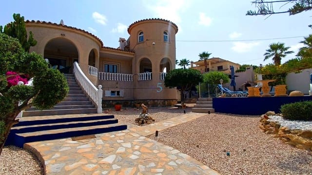 5 bedroom Villa for sale in Lomas de la Juliana, Almoradí with pool garage - € 685,000 (Ref: 9191789)