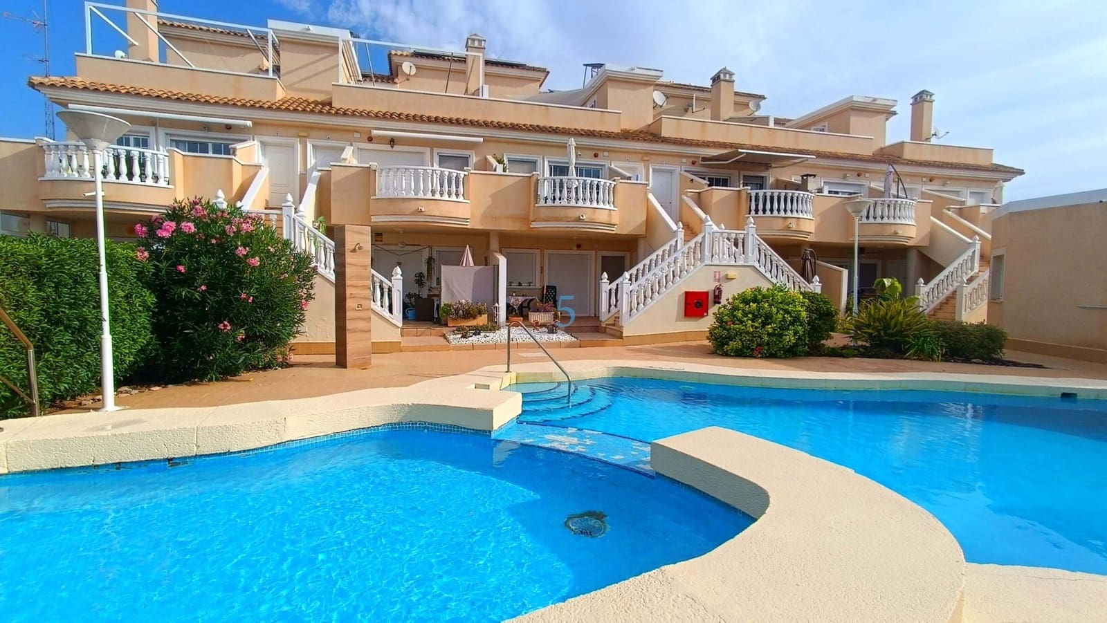 2 bedroom Apartment for sale in El Raso with pool garage - € 175,000 (Ref: 9191790)