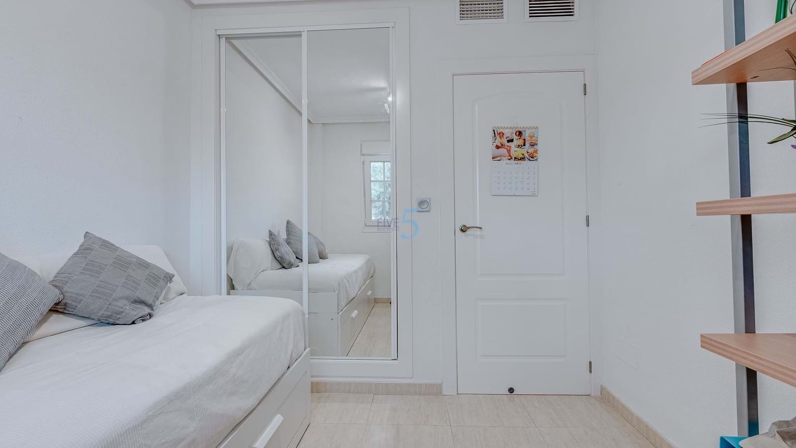 2 bedroom Apartment for sale in El Raso with pool garage - € 175,000 (Ref: 9191790)