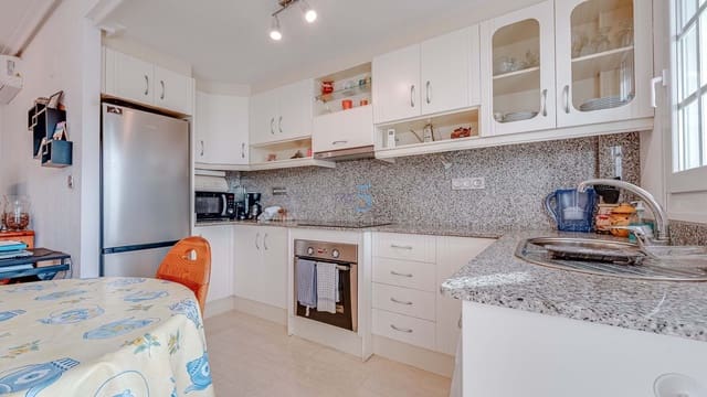 2 bedroom Apartment for sale in El Raso, Guardamar del Segura with pool garage - € 175,000 (Ref: 9191790)