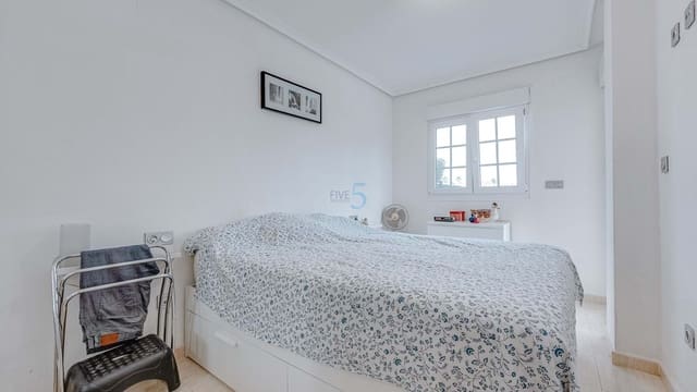 2 bedroom Apartment for sale in El Raso, Guardamar del Segura with pool garage - € 175,000 (Ref: 9191790)