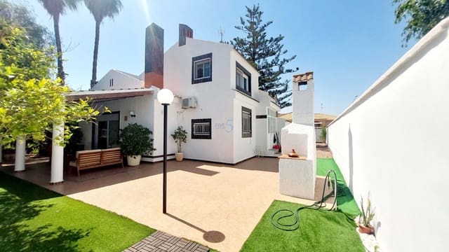 4 makuuhuone Huvila myytävänä paikassa Santiago de la Ribera, San Javier mukana uima-altaan 
autotalli - 509 999 € (Ref: 9196795)