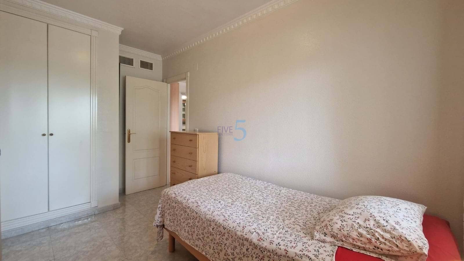 2 soverom Leilighet til salgs i Almoradi med svømmebasseng garasje - € 120 000 (Ref: 9196797)