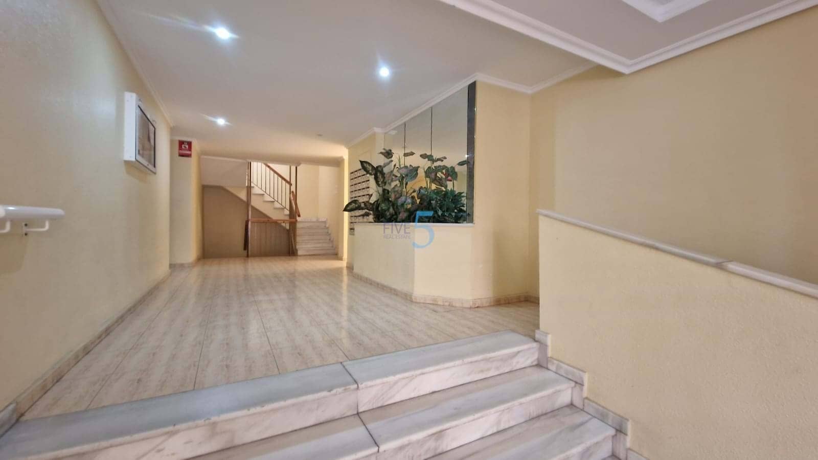 Apartamento de 2 habitaciones en Torrevieja en venta - 162.500 € (Ref: 9199962)